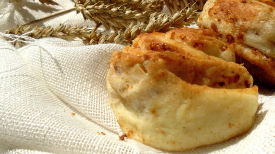 Recept nedelje: Kiflice sa čvarcima 3