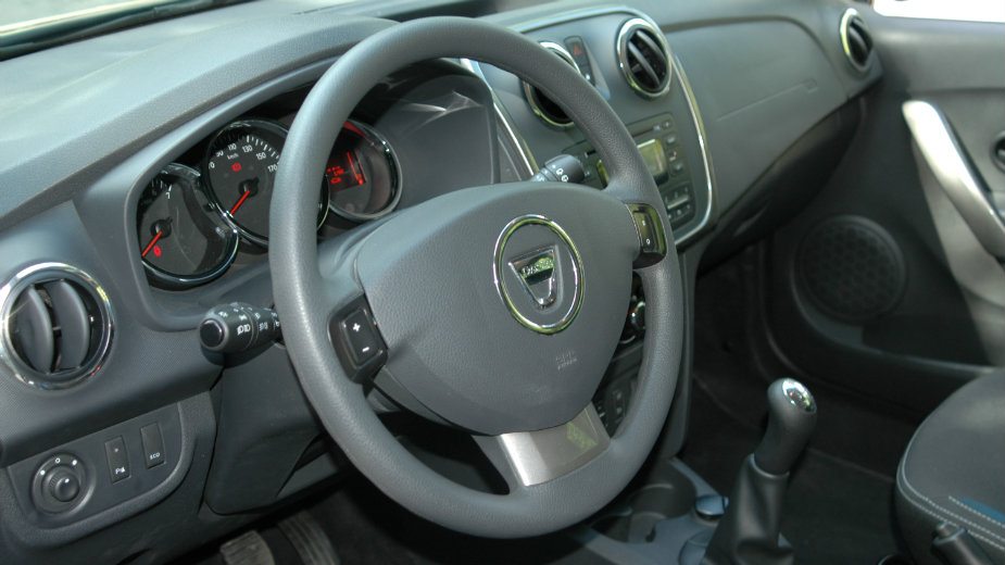 Da li moj Logan troši mnogo ulja? 2