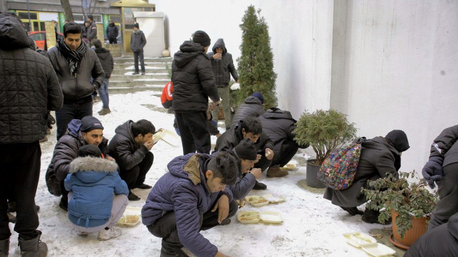 Svrate da se pomole, ugreju i okupaju 2 Svrate da se pomole, ugreju i okupaju 2