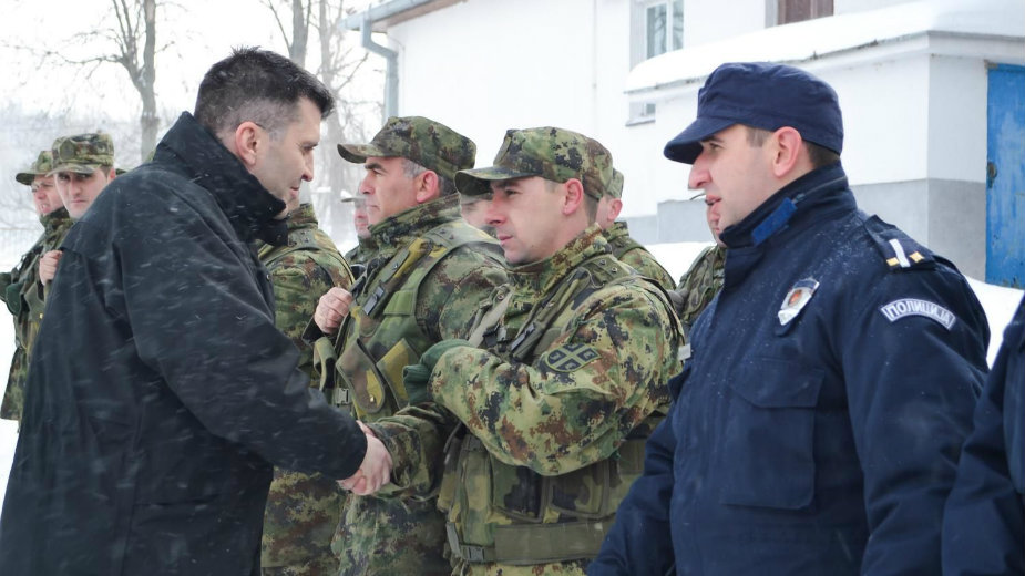 Ministar Đorđević na granici sa Bugarskom 1