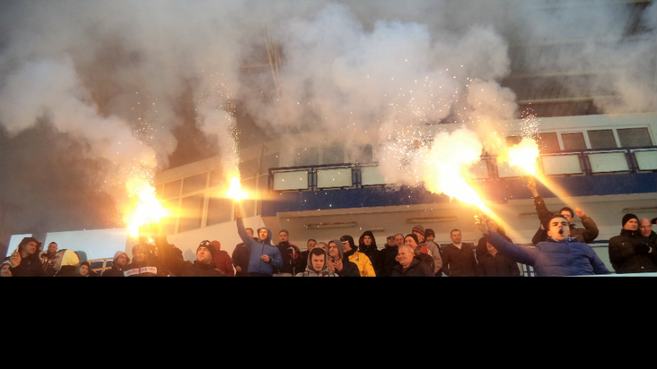 Tuča navijača Zvezde i Vojvodine (VIDEO) 1