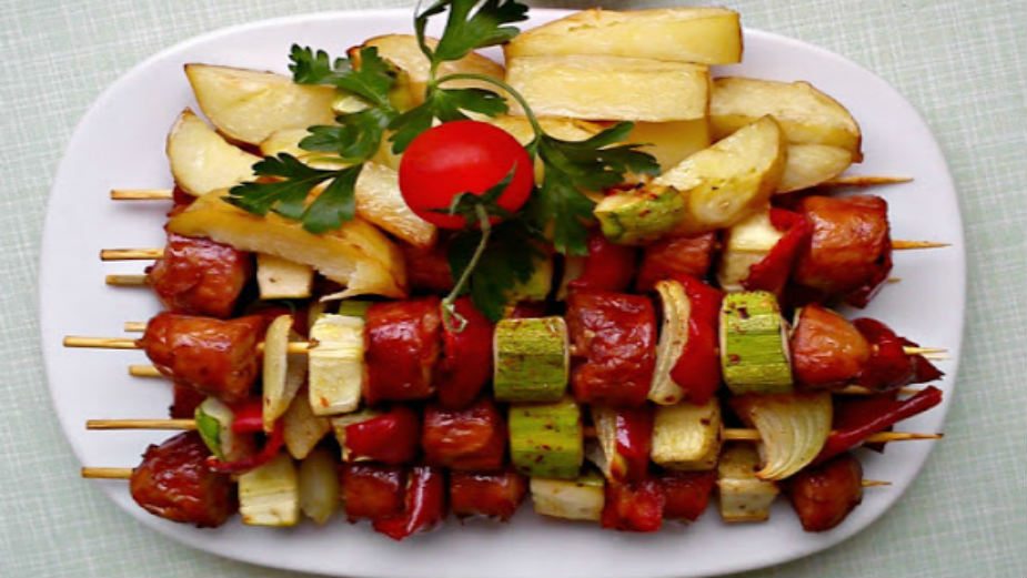 Recept nedelje: Ražnjići iz rerne 3