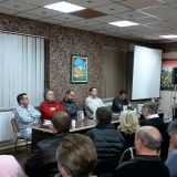 Smehom protiv manipulacija 6