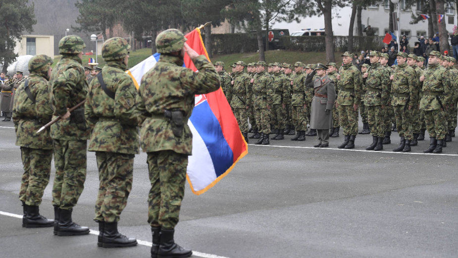 Komandant borbene grupe EU HELBROC posetio bazu Jug i Borovac 1