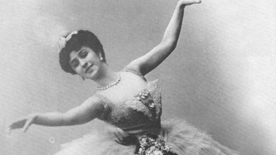 Balerina koja je mogla da spreči revoluciju 1 Balerina koja je mogla da spreči revoluciju 1