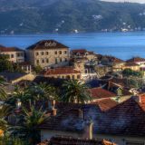 Herceg Novi (1): Razglednica iz zamišljenog grada 15