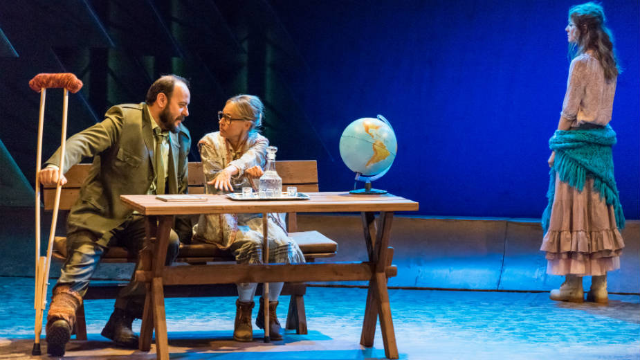 Visok nivo pozorišnog čina 1