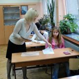 Netačni podaci o platama prosvetara 9