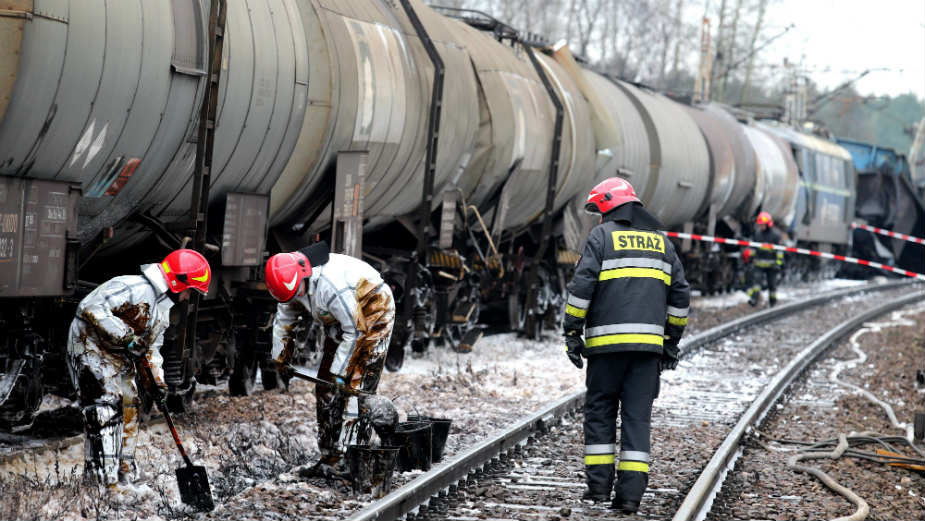 Voz udario autobus, više od 20 povređenih 1