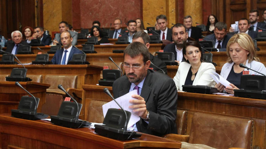 Opozicija: Vlast odustala od parlamentarnih izbora 1