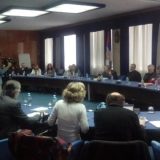 Povući sporni nacrt zakona o obrazovanju 13