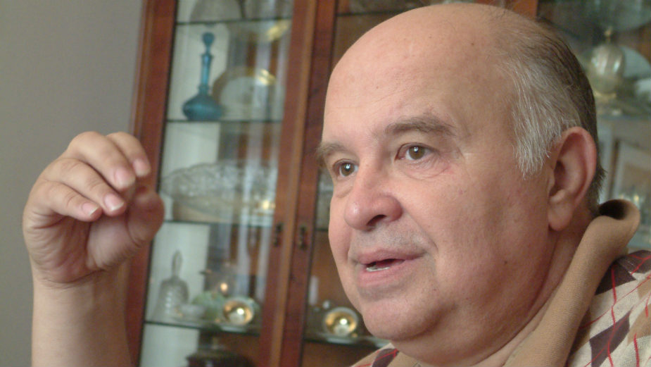 Sto godina planova 1