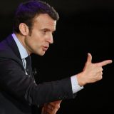 Makron neće proći prvi, ali pobediće u drugom krugu 10