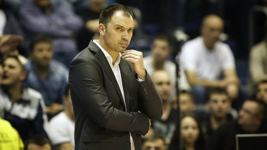 FMP "igra" za Partizan 1