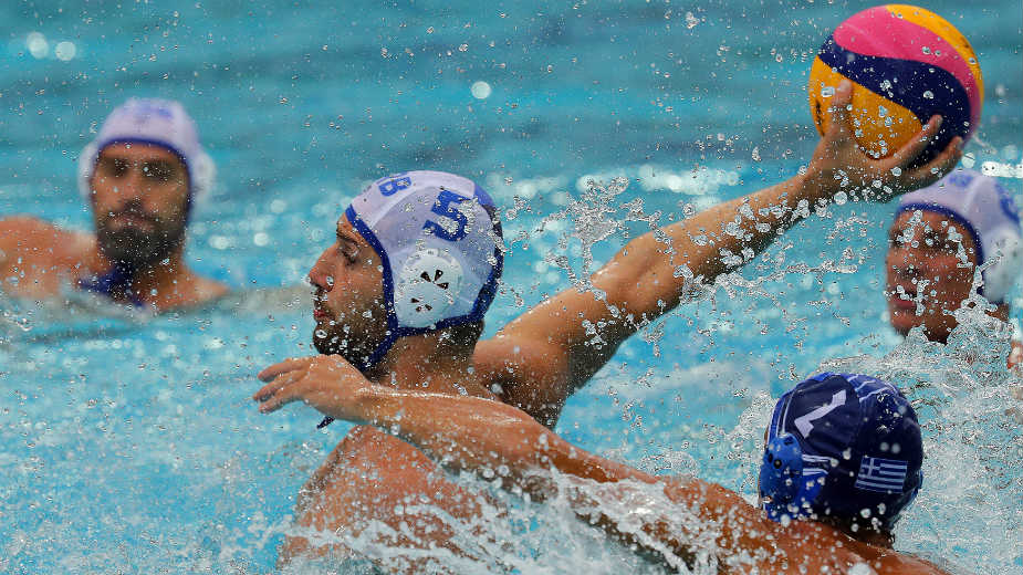 Španci i Grci u prvoj fazi 1