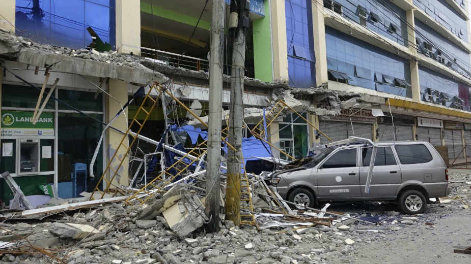 Snažan zemljotres na Filipinima 1