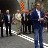 Kako premijer može biti u predsedničkoj kampanji? 7