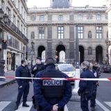 Pucnjava kod Luvra, muzej evakuisan 11