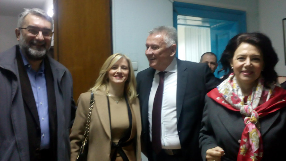 Tri predsednička kandidata na slavi Nove Srbije 1
