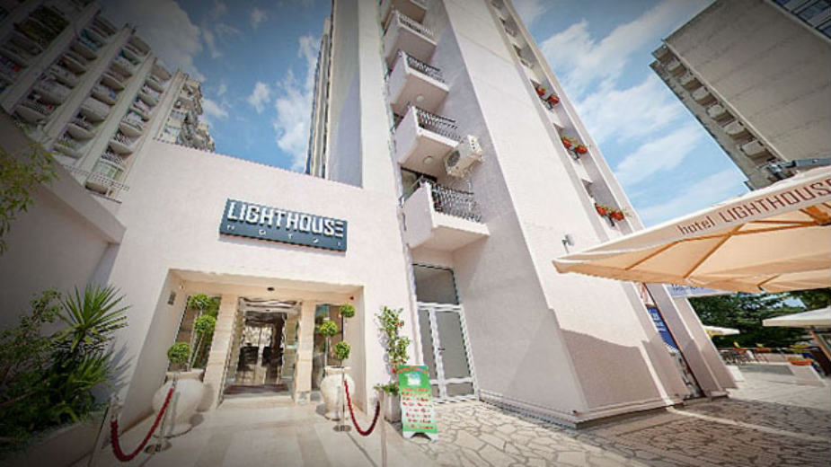 Svi putevi ka Crnoj Gori vode 1