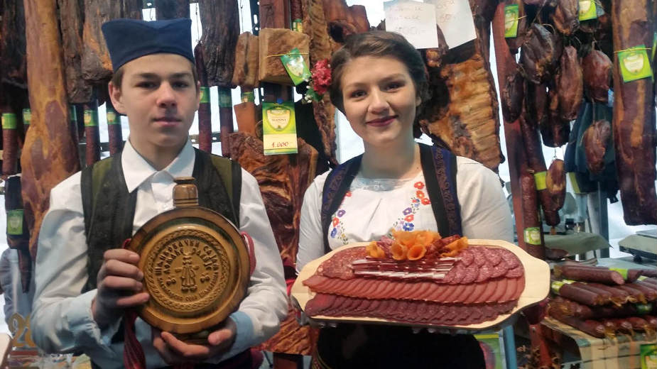 Počela Pršutijada u Mačkatu 1