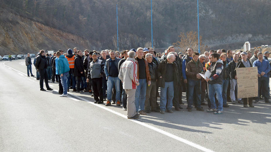 Radnici Ugljanika nastavili štrajk 1