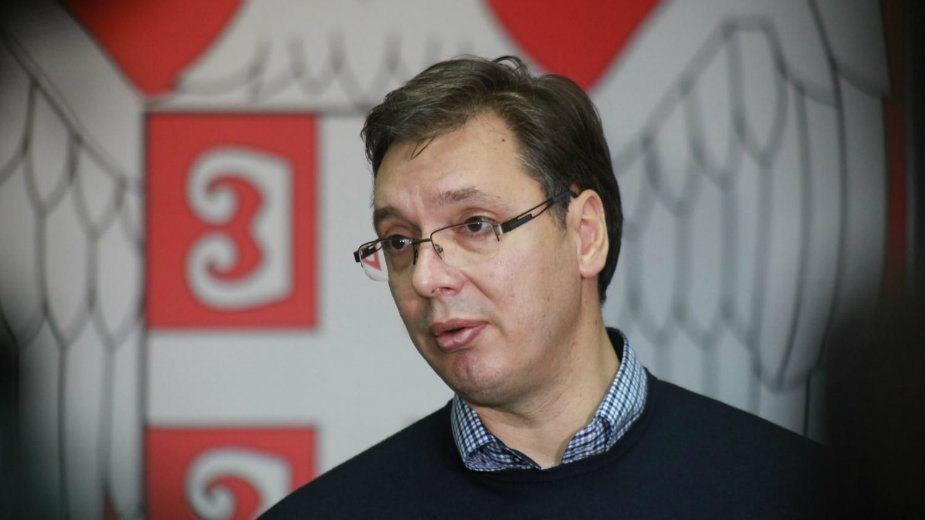 Vučić o reviziji tužbe: Treba da spustimo loptu 1