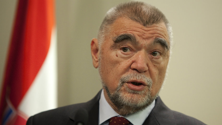 Stjepan Mesić: Može se naći rešenje za granični spor 1