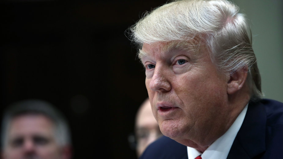 Tramp preti Univerzitetu Berkli 1