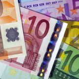 Četvorica najbogatijih kao 100 miliona najsiromašnijih 9