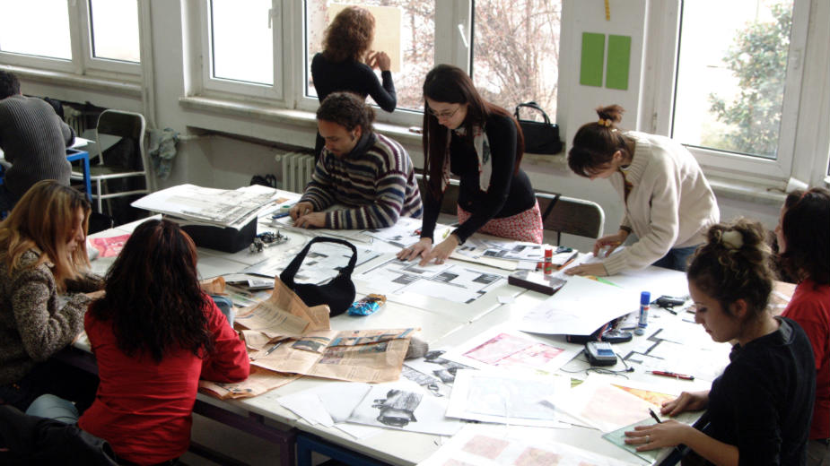 Studenti sve manje uče noću 1
