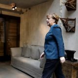 Merkel: Evro po meri slabih 8