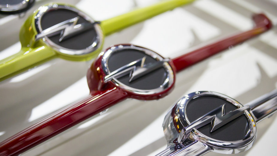Pežo kupuje Opel od Dženeral motorsa 1