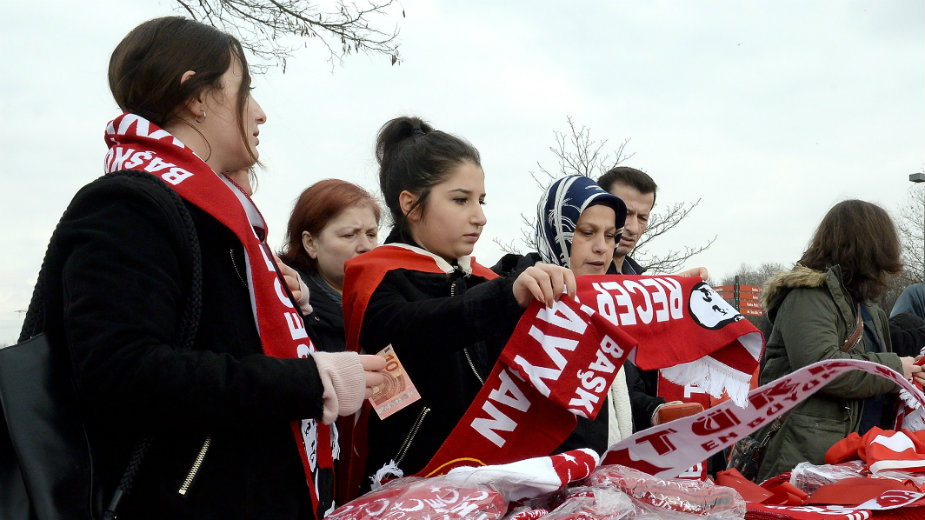 Žene u turskoj vojsci smeju da nose marame 1