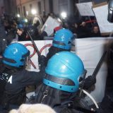 Sukob policije i demonstranata u Italiji 8