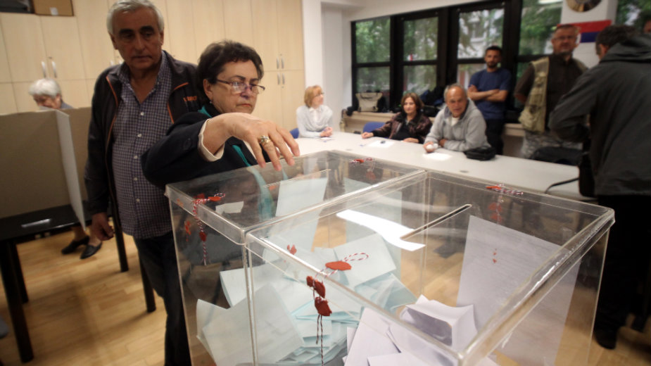 Pravo glasa na izborima ima 6.583.665 građana 1