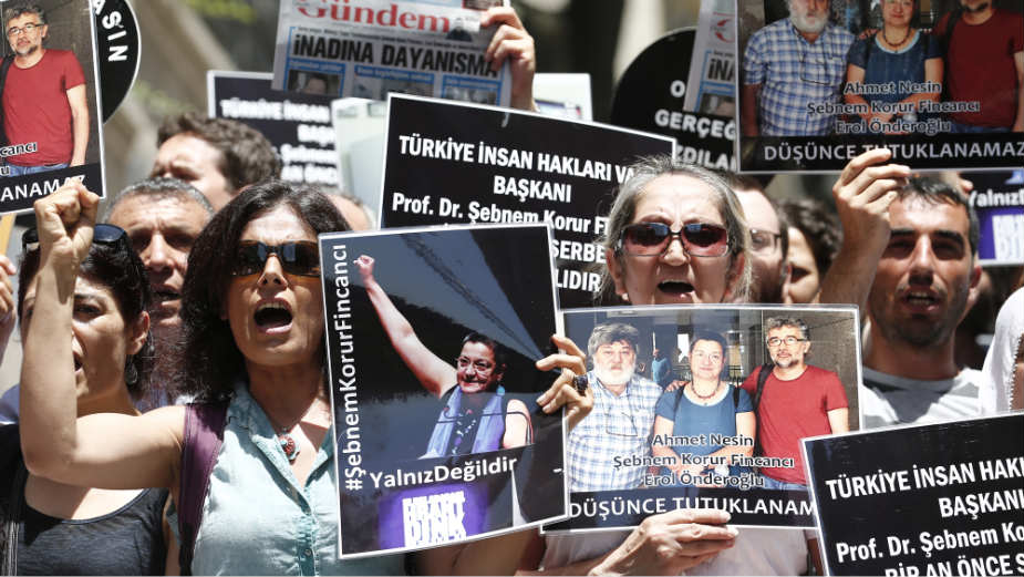 Utisci nakon posete delegacije PEN-a Turskoj 1