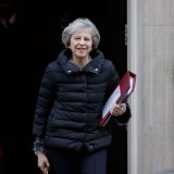 Britanski parlament ovlastio premijerku da započne Bregzit 7