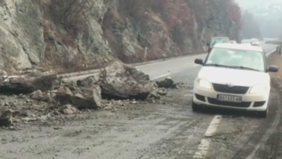 Odron na putu između Raške i Ušća 1