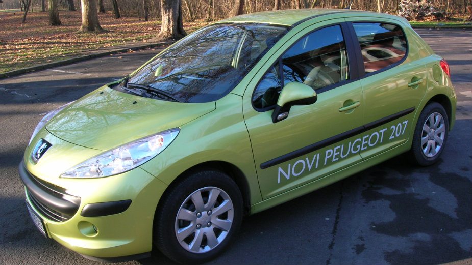 Testirali smo: Peugeot 207 1.4 90 Trendy 3 Testirali smo: Peugeot 207 1.4 90 Trendy 3