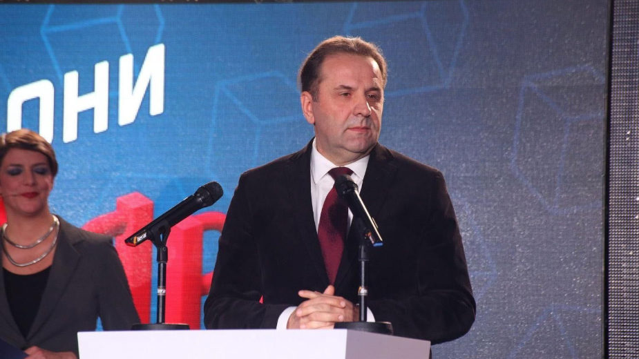 Kroz međusobnu razmenu tri četvrtine spoljne trgovine 1