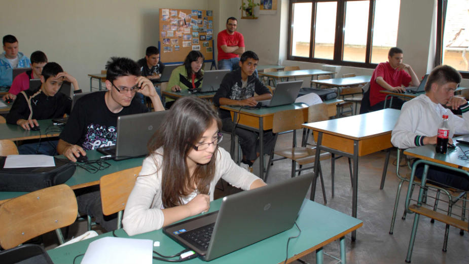 BG: Novih 1.835 mesta u školama 1 BG: Novih 1.835 mesta u školama 1