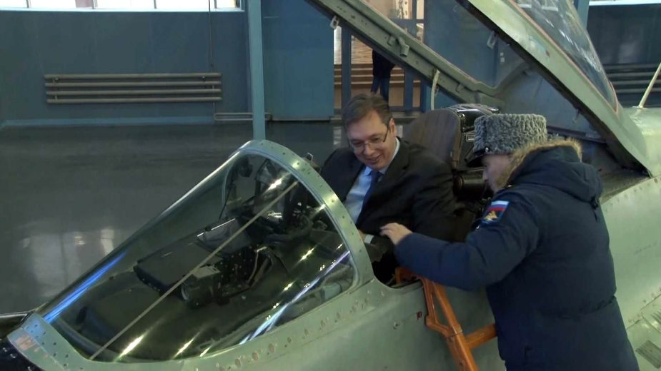 Ruski avioni lete za Vučićevu pobedu 1