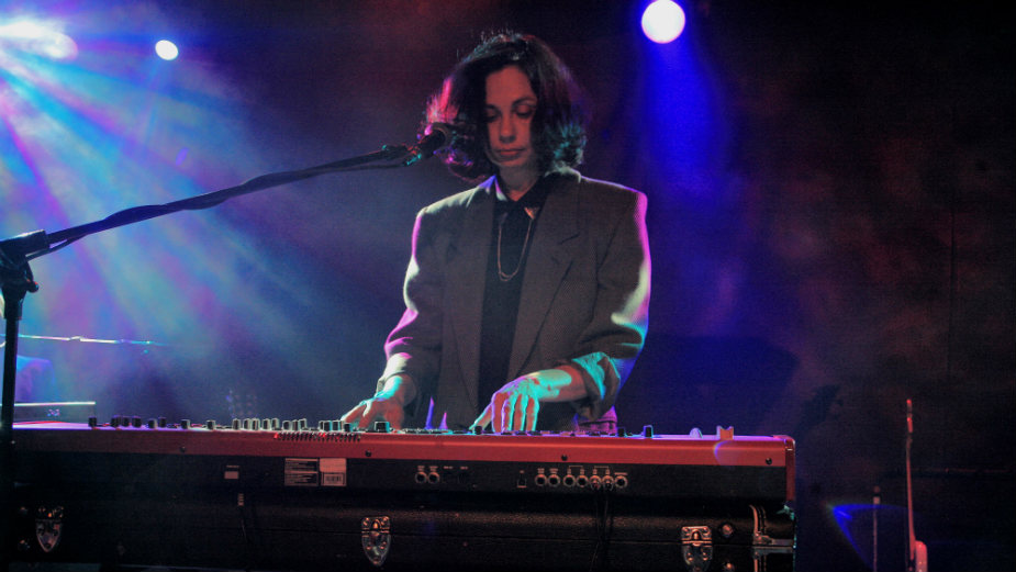 Hipnotišuća mantra tmine 1