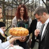 Notari za deset sati mogu da overe 500 potpisa 12