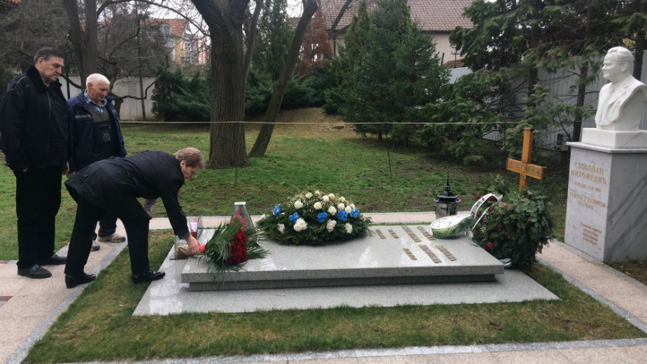 Mrkonjić: Omogućiti povratak Miloševićeve porodice 1