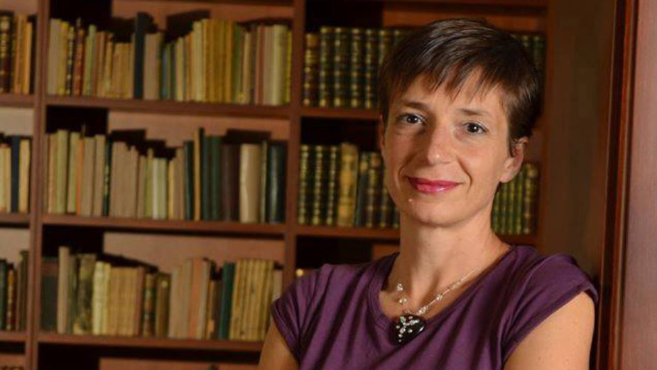 SNS napred, ostali stoj 1