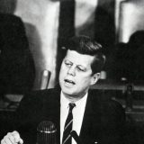 Kenedi Hitlera smatrao legendom 13