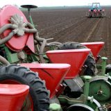 Ne može zemlja strancima, ali može njihovim firmama 1