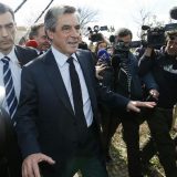 Eliminacija Fijona i Marine le Pen? 11